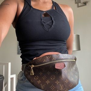 BUM BAG NOT A SPEEDY BAG ! Sorry for inconvenience